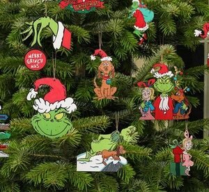 Set Di 24 Ornamenti Natalizi In Legno Ispirati Al Grinch