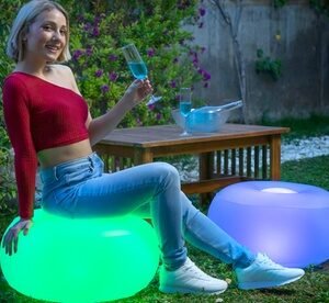 Pouf Gonfiabile Con Led Multicolore Innovagoods